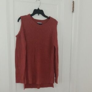 women large mauve sweater cold shoulder